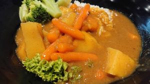 Japanese monkeyhead mushroom curry rice at  Kimburi 金料理 in Central Singapore