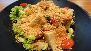 Thai-style tofu at  Kimburi 金料理 in Central Singapore