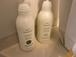 Vegan, cruelty free shampoo & conditioner at Vegan Minshuku Sanbiki Neko in Kyoto