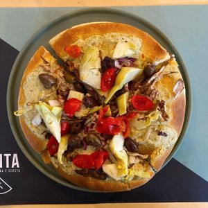 Pizza pachamama  at Santa - La Pizza Buona e Giusta in Desenzano Del Garda