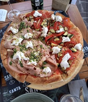  at Santa - La Pizza Buona e Giusta in Desenzano Del Garda