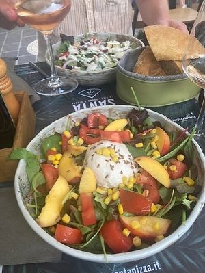 Ghandi veg at Santa - La Pizza Buona e Giusta in Desenzano Del Garda