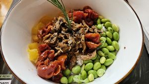 Poke veg bowl at Santa - La Pizza Buona e Giusta in Desenzano Del Garda