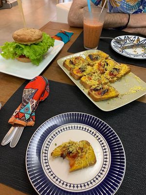 Bruschettas e Lanche at Tarang in Peruibe