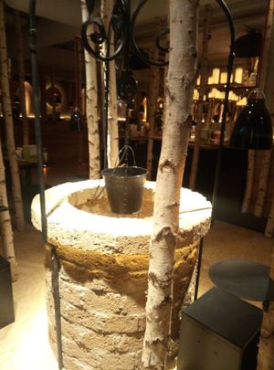 The wishing well at Hans im Glück in Hamburg