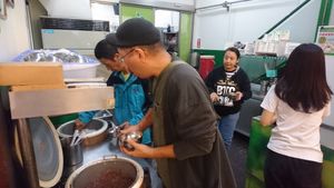 L'espace où se trouve le riz et les soupe (juste 10TND) de plus sur vôtre ticket, à préciser au moment de payer en caisse at ZhǎngChūn 長春 - Minzu in Tainan