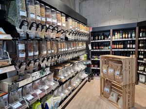 Waste free shopping at My Bio Shop in Ruoms