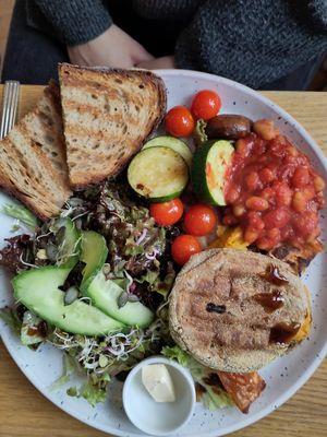 Vegan English breakfast at püük - fein + herausgeputzt in Hamburg