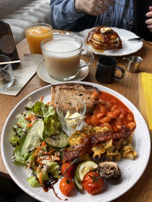   at püük - fein + herausgeputzt in Hamburg