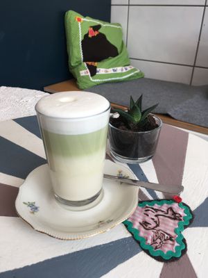 Matcha Latte at püük - fein + herausgeputzt in Hamburg