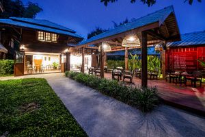 Supercharge Your Life!
Find Clarity in Days instead of Years to Live the Life that YOU want!
Brilliant Year Round All-Inclusive Wellness Retreats featuring Accommodation, Yoga, Qi Gong, Creative Visualization, Mindful Breathing, Massage & Organic Vegan Cuisine. at Amayen Sanctuary in Chiang Mai