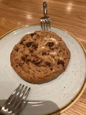 S’mores cookie  at Fresh Kitchen & Juice Bar in Toronto