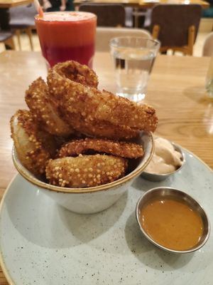 Quinoa onions rings at Fresh Kitchen & Juice Bar in Toronto