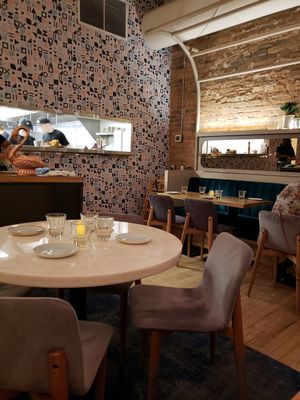 Fresh on Front at Fresh Kitchen & Juice Bar in Toronto