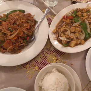 Cashew nut on the right  at Bangkok Thai Restaurant in Lafayette