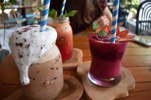 Drinks at Kin Cafe in Seminyak