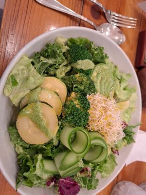 Green vegan salad, xl at Mr. Farmer - Midtown Hibiya in Tokyo