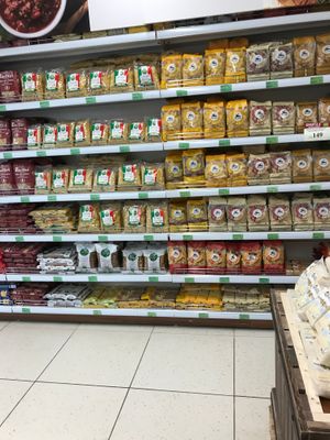 Dry goods at BioJu in Tirana