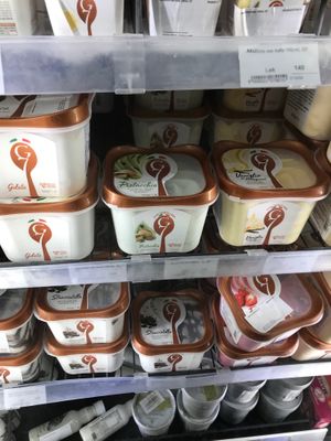 Vegetarian Italian ice cream at BioJu in Tirana