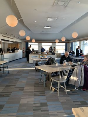 The dining area at Hotel Abisko Turiststation STF in Abisko