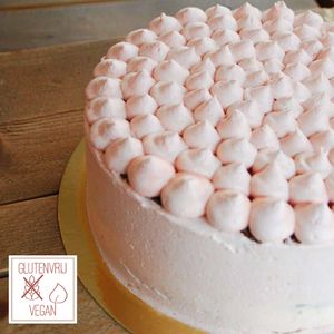 vegan and gluten free cake - Strawberry at Amsterdam Cupcake Company in Amsterdam