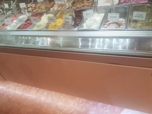vegan flavors at Gelateria Etabeta in Riva Del Garda