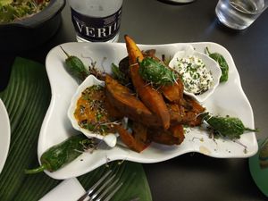 Batatas bravas at Alvocat in Tarragona