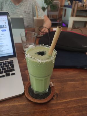 Green smoothie at Roots Plant-Based Cafe in Da Nang
