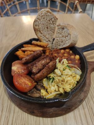 Vegan English breakfast at Roots Plant-Based Cafe in Da Nang