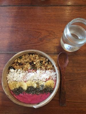 Smoothiebowel at Roots Plant-Based Cafe in Da Nang