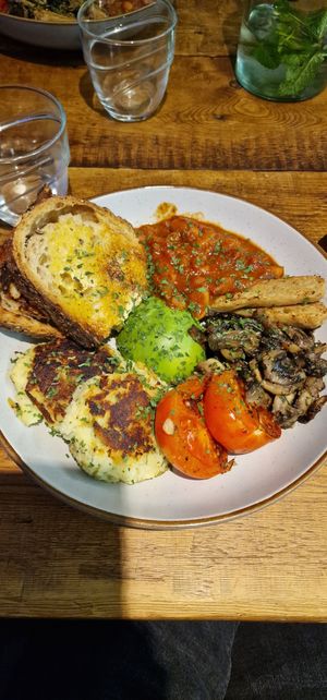 Fry-up at Blank Coffee in South West London