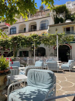 The bar area   at Il Tridente in Positano