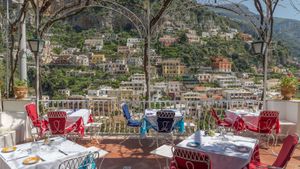 Terrace with a view at Il Tridente in Positano