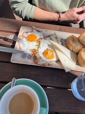 Sunnyside eggs   at Korobač in Kamnik