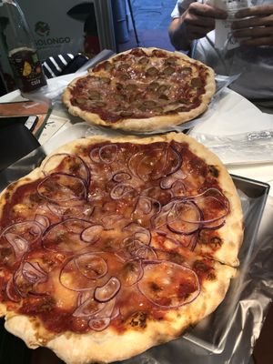 Vegan Pizza  at Vegrano in Lucca