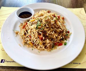 Vegetable fried rice at Papaya in Aqaba