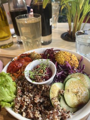   at Newtree Café in Lyon