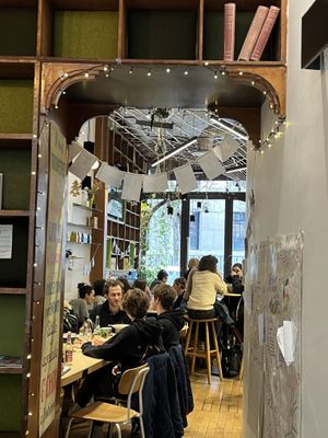   at Newtree Café in Lyon