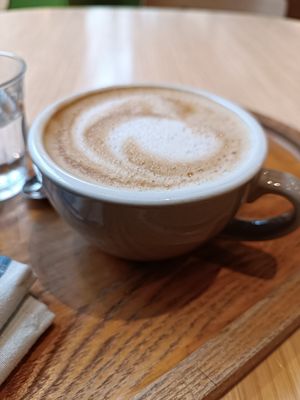 Oat cappuccino at Newtree Café in Lyon