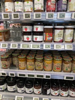 Non/perishables  at Kiss The Ground in Lausanne