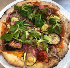 Auberginen w. glutenfree crust at Plads'n in Copenhagen