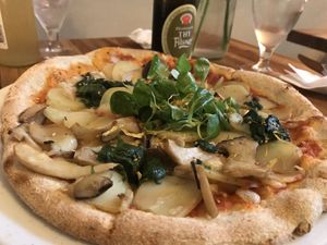 Pizza with potato and mushroom  at Plads'n in Copenhagen