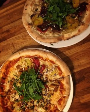 Umami and white pizza  at Plads'n in Copenhagen