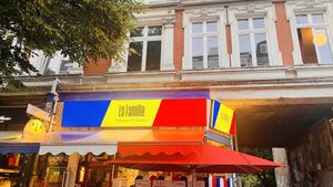 entry  at Bistro La Famille in Hamburg