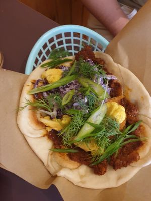 Pita walnut-lentil spread at Rabarber in Utrecht