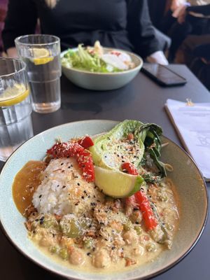 Vegan thai curry with mango chutney and vegan salade  at Boon in Ghent