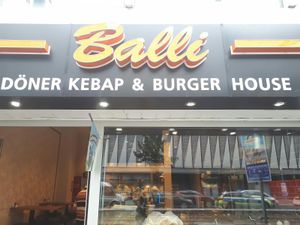 Shop front at Balli Döner Kebab & Vegan Döner in Dusseldorf