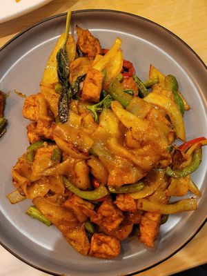 Drunken noodles at Bangkok Bistro in Manalapan