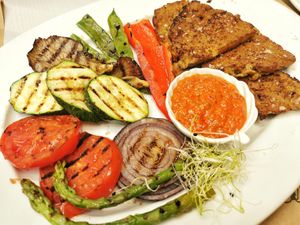 Parrillada de verduras at Los Fogones de Luzia in Orio