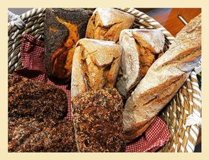 Nuestro pan fresco llega cada día en XOC'OLIVE!

También tenemos pan fresco SIN GLUTEN at XOC'OLIVE in Barcelona